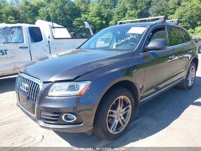 Audi Q5 2.0t Premium 2016 WA1L2AFP2GA145329 Image 2