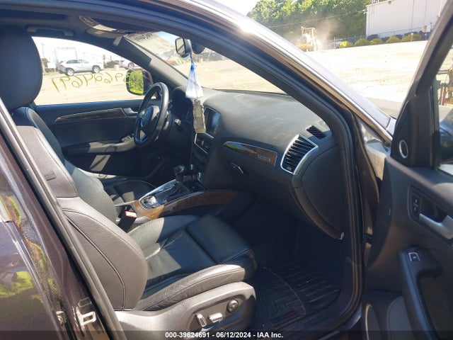 Audi Q5 2.0t Premium 2016 WA1L2AFP2GA145329 Image 5