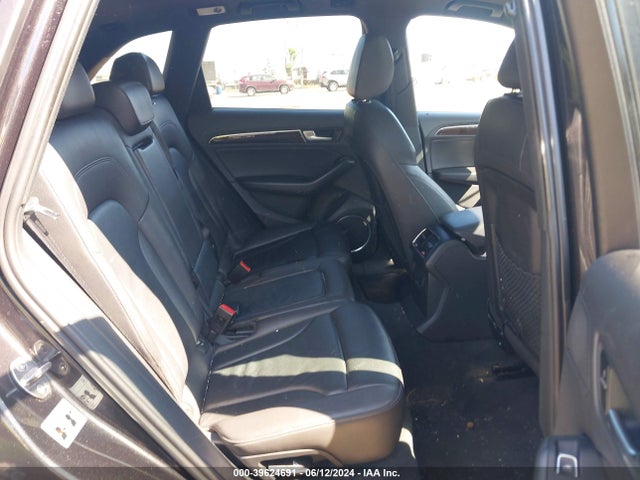 Audi Q5 2.0t Premium 2016 WA1L2AFP2GA145329 Image 8