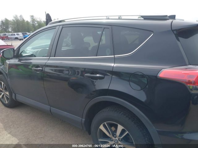 2T3RFREV2HW685169 Toyota Rav4 Xle