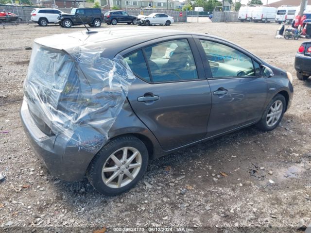 2012 TOYOTA PRIUS C JTDKDTB37C1020038 Photo 3