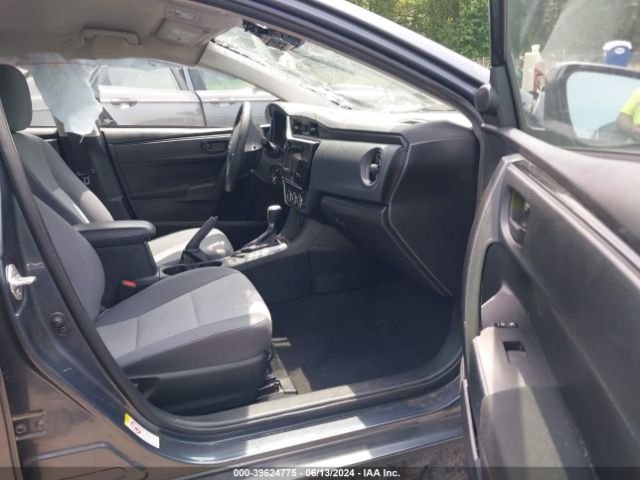 2018 TOYOTA COROLLA 2T1BURHE1JC051712 Photo 4