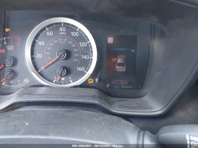 JTDS4RCE2LJ041883 Toyota COROLLA SE