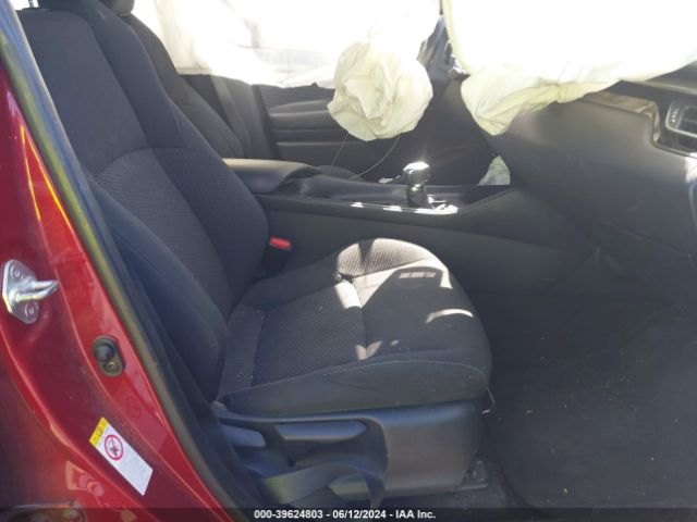 NMTKHMBX1JR015008 Toyota C-hr Xle Premium