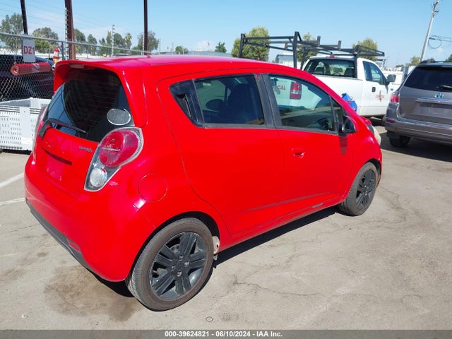 Chevrolet Spark 1lt Auto 2014 KL8CD6S91EC490401 Image 4