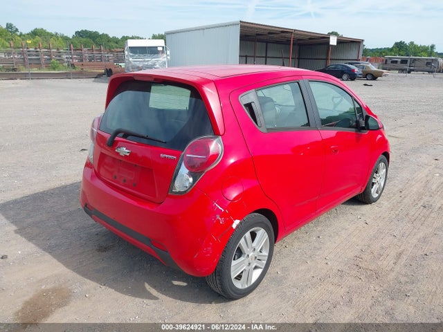 Chevrolet Spark 1lt Cvt 2015 KL8CD6S93FC716973 Image 4