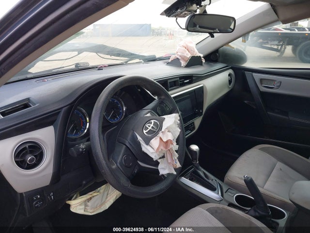 Toyota COROLLA LE 2018 5YFBURHEXJP788701 Image 19