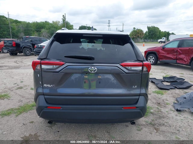 Toyota RAV4 LE 2019 JTMH1RFV6KJ015980 Image 16