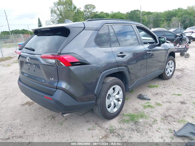 Toyota RAV4 LE 2019 JTMH1RFV6KJ015980 Image 4