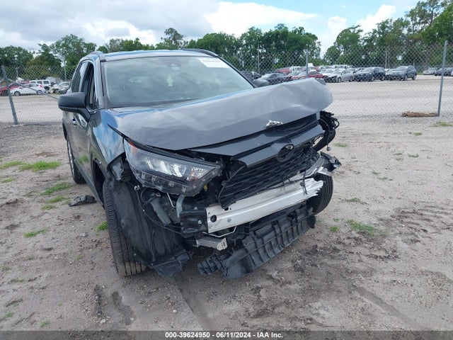 Toyota RAV4 LE 2019 JTMH1RFV6KJ015980 Image 6