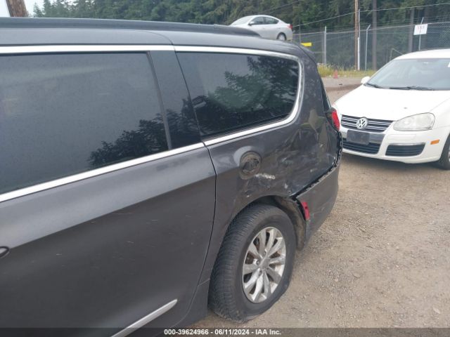 2C4RC1BGXHR576050 Chrysler Pacifica Touring-l