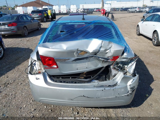 Chevrolet Cruze Ls Auto 2014 1G1PA5SG2E7451019 Image 17