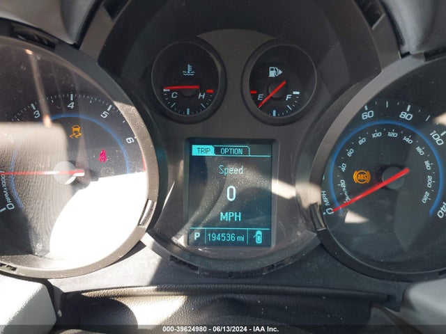 Chevrolet Cruze Ls Auto 2014 1G1PA5SG2E7451019 Image 7