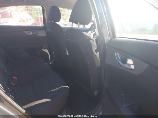 3KPF24AD7ME404536 KIA Forte Lxs
