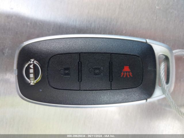 5N1BT3AA1RC676828 Nissan Rogue S Fwd
