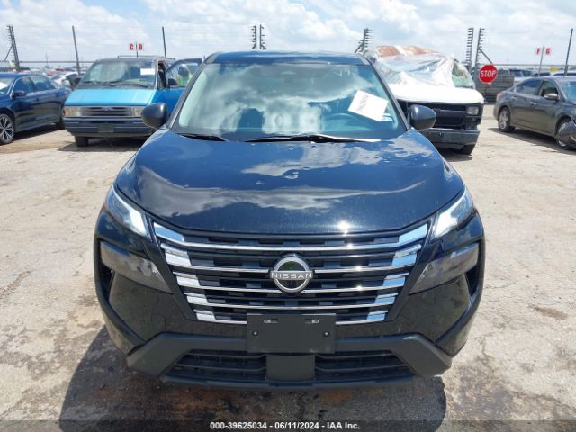 5N1BT3AA1RC676828 Nissan Rogue S Fwd