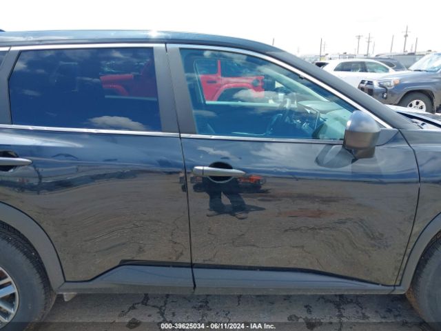 5N1BT3AA1RC676828 Nissan Rogue S Fwd