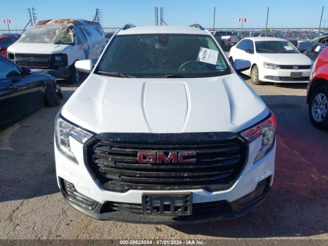 3GKALMEV2NL251172 GMC Terrain Fwd Sle