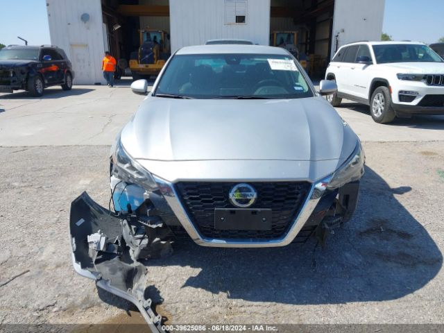 1N4BL4DV6NN308786 Nissan Altima Sv Fwd