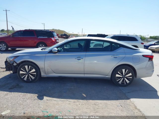 1N4BL4DV6NN308786 Nissan Altima Sv Fwd