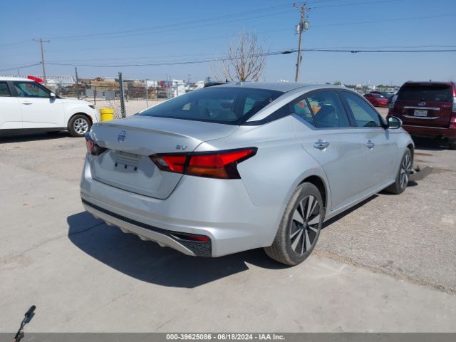 1N4BL4DV6NN308786 Nissan Altima Sv Fwd