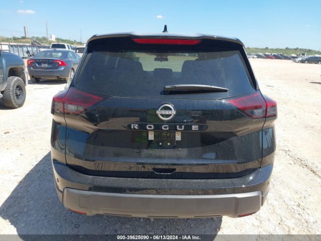 5N1BT3AA4RC710521 Nissan Rogue S Fwd