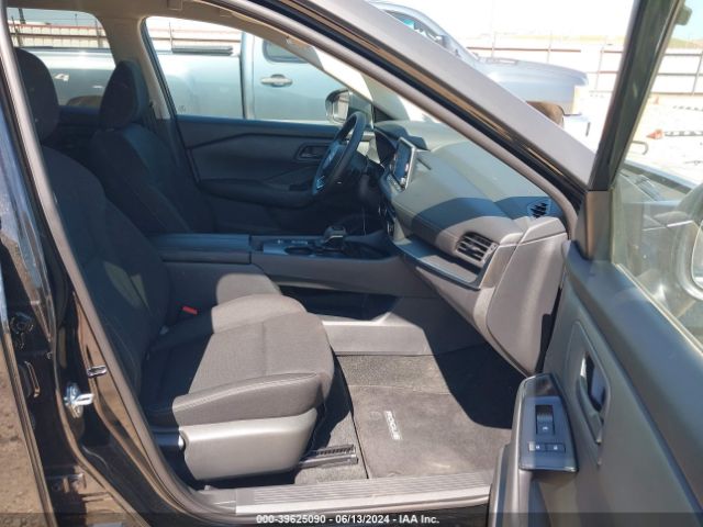 5N1BT3AA4RC710521 Nissan Rogue S Fwd