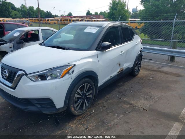 3N1CP5CUXJL518130 Nissan KICKS SV