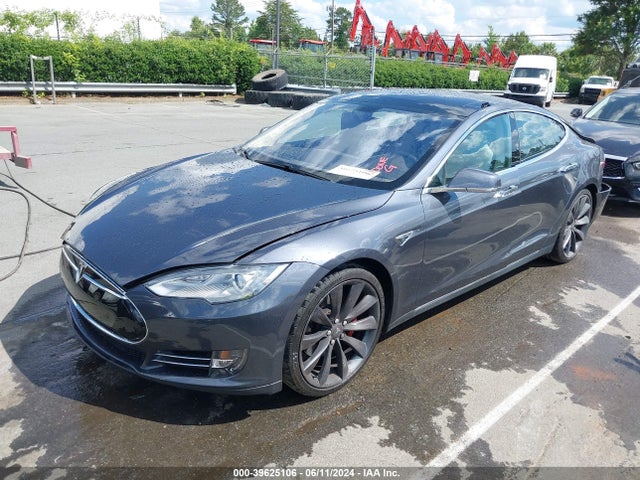 5YJSA1H15EFP48762 Tesla Model S P85