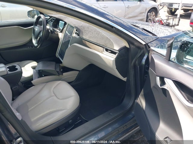 5YJSA1H15EFP48762 Tesla Model S P85