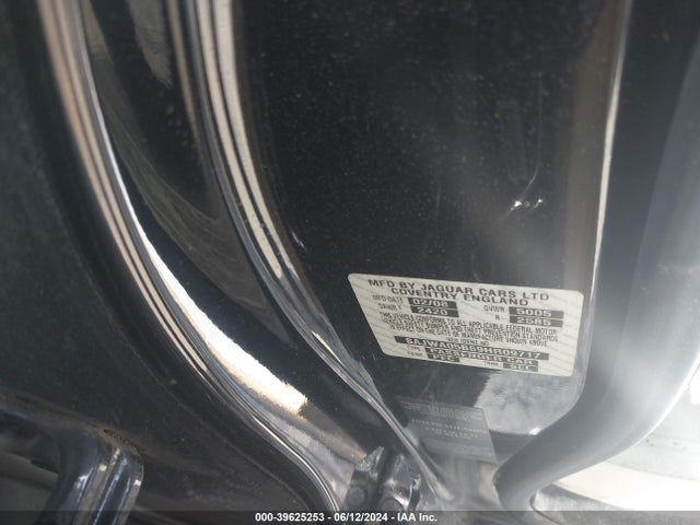 2009 JAGUAR XF SAJWA05B69HR09717 Photo 8