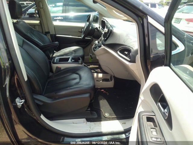 2C4RC1BG3NR139258 Chrysler Pacifica Touring L