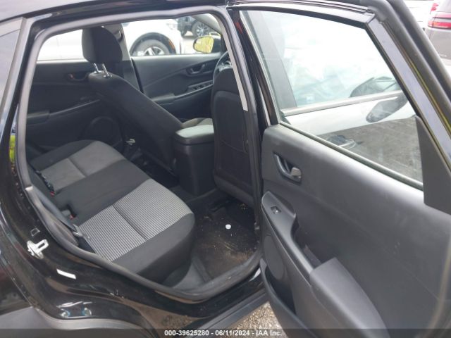 KM8K12AA6MU660272 Hyundai Kona Se