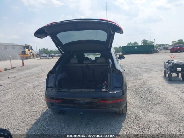 WA1JCCFS5HR005413 Audi Q3 2.0t Premium