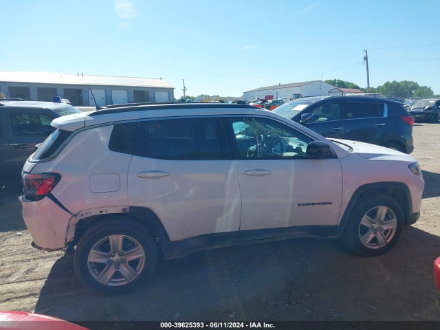Jeep Compass Latitude 4x4 2022 3C4NJDBBXNT183099 Image 14