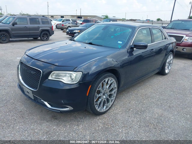 2C3CCAAG2FH931923 Chrysler 300 Limited