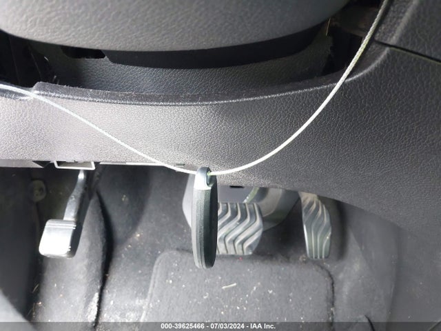 Nissan ROGUE SV 2014 5N1AT2MT6EC865634 Image 11
