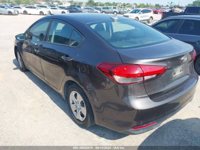 3KPFK4A75HE158621 KIA FORTE LX