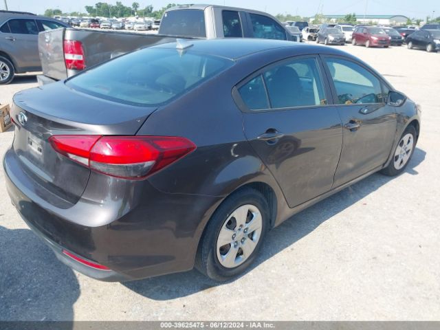 3KPFK4A75HE158621 KIA FORTE LX