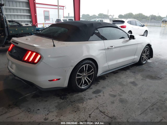 Ford Mustang Ecoboost Premium 2017 1FATP8UH0H5287402 Image 4