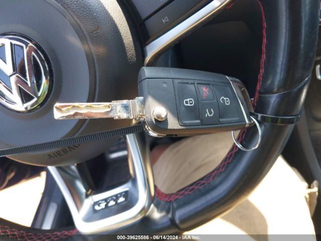 3VW4T7AU5FM014773 Volkswagen Golf Gti 2.0t Autobahn 4-door