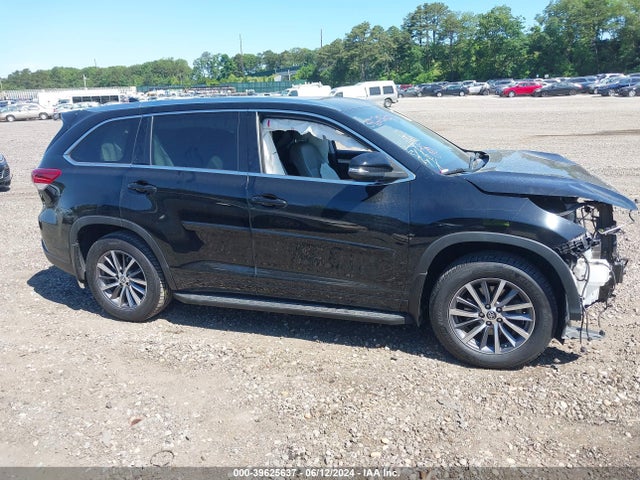 Toyota Highlander Xle 2017 5TDJZRFH2HS365719 Image 13