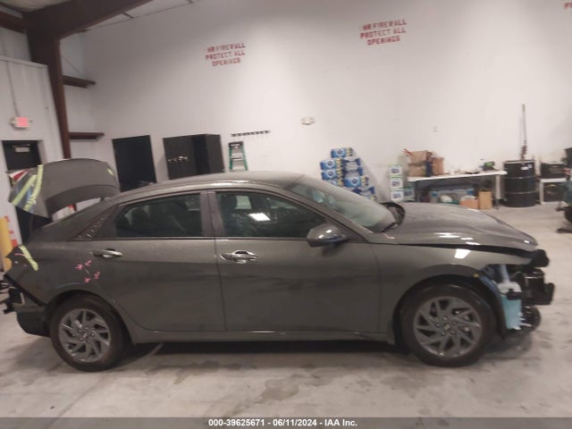 Hyundai ELANTRA SEL 2024 KMHLM4DG7RU751050 Image 14