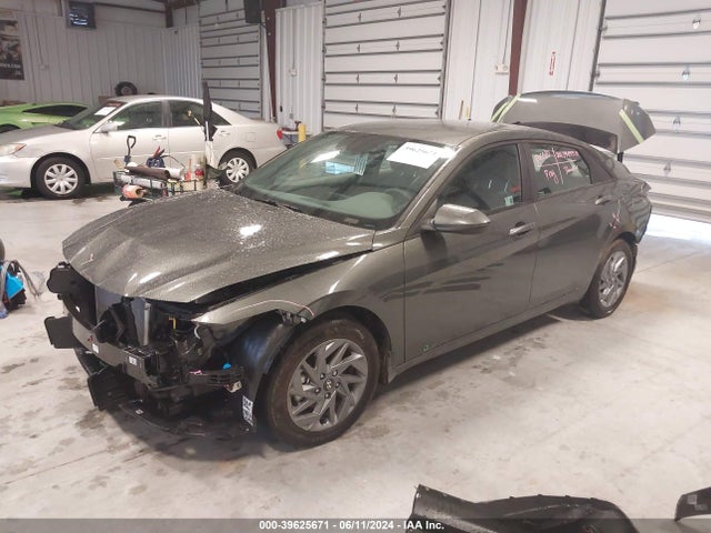 Hyundai ELANTRA SEL 2024 KMHLM4DG7RU751050 Image 2