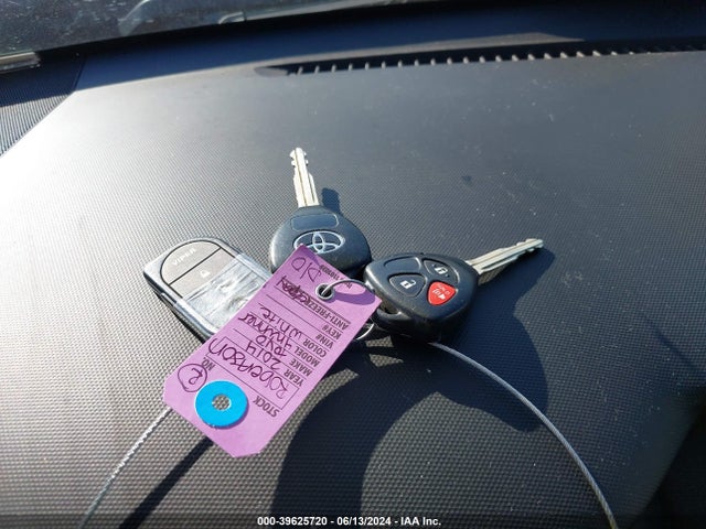 Toyota 4RUNNER SR5 2014 JTEBU5JRXE5196672 Image 11