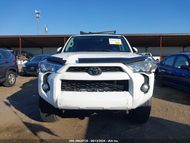 Toyota 4RUNNER SR5 2014 JTEBU5JRXE5196672 Image 12