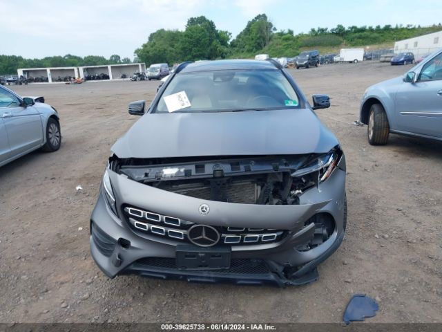 WDCTG4GB9JJ457337 Mercedes-Benz Gla 250 4matic
