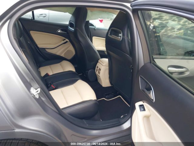 WDCTG4GB9JJ457337 Mercedes-Benz Gla 250 4matic