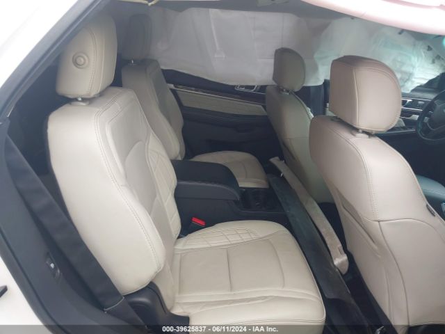 1FM5K8HT9GGC53649 Ford Explorer Platinum