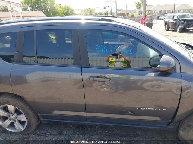 1C4NJDEB3FD117786 Jeep Compass High Altitude Edition